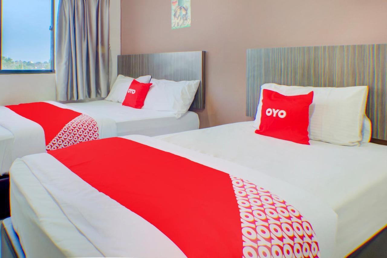 Oyo 89985 Js Hotel Johor Bahru Ngoại thất bức ảnh