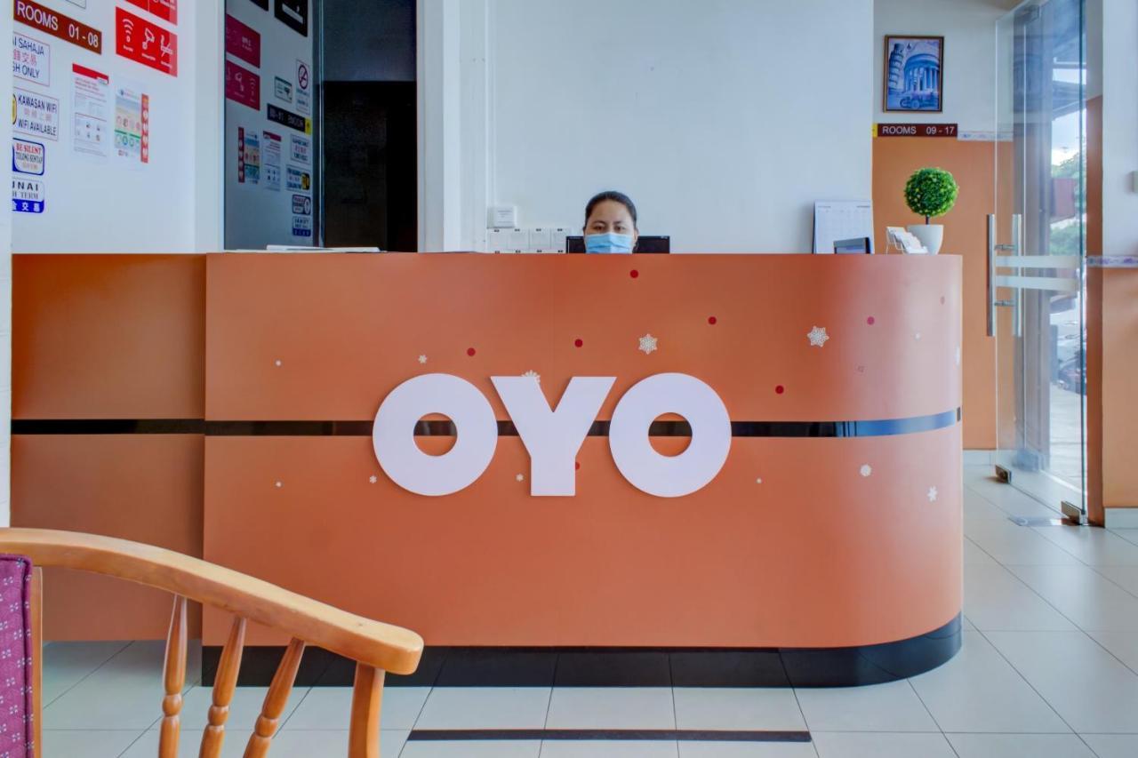 Oyo 89985 Js Hotel Johor Bahru Ngoại thất bức ảnh