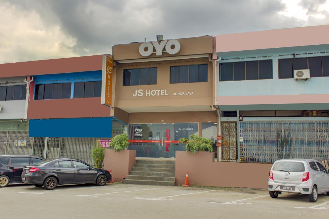 Oyo 89985 Js Hotel Johor Bahru Ngoại thất bức ảnh