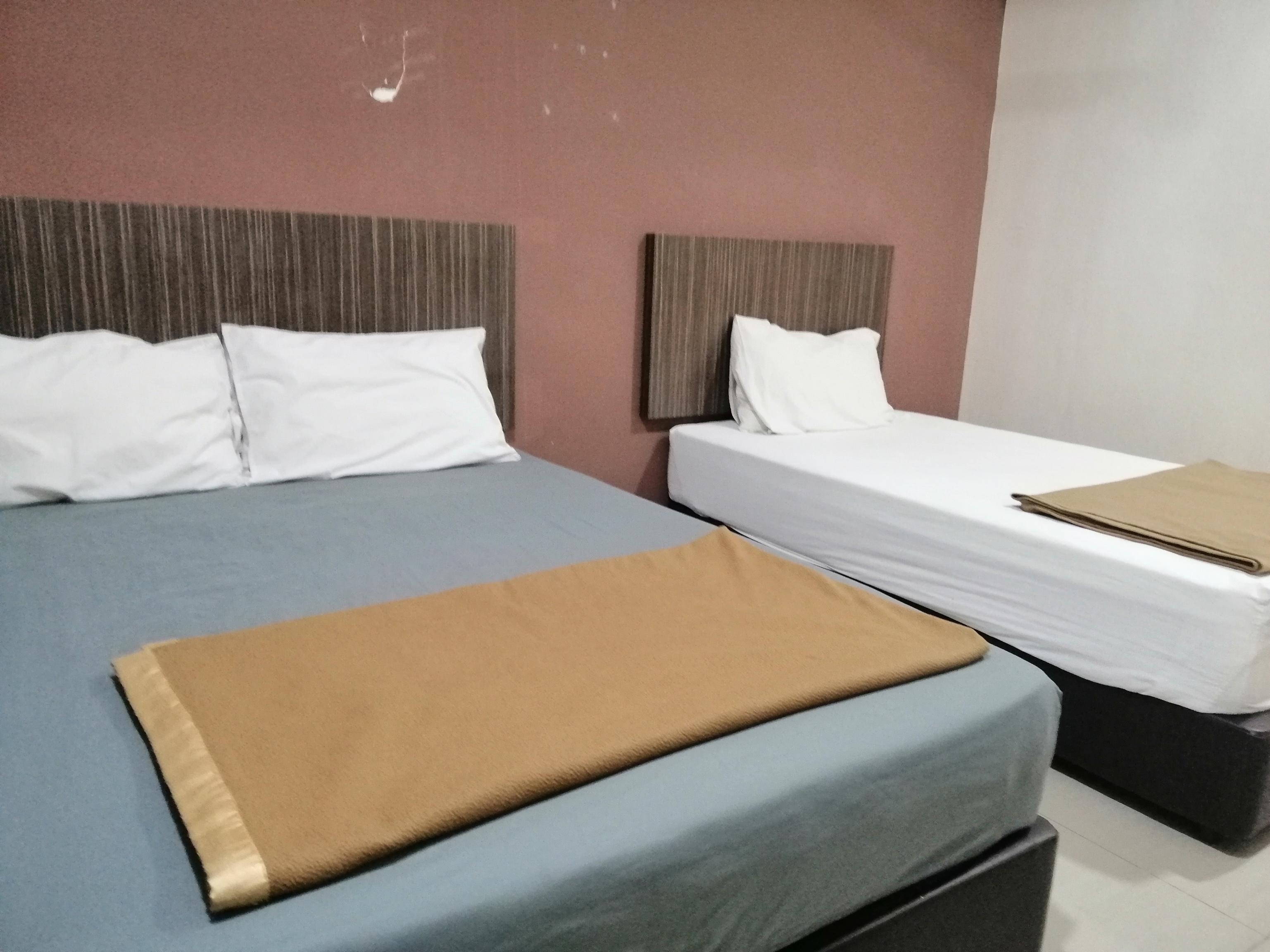 Oyo 89985 Js Hotel Johor Bahru Ngoại thất bức ảnh